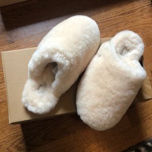 Ugh Slippers - Never worn - New in Box